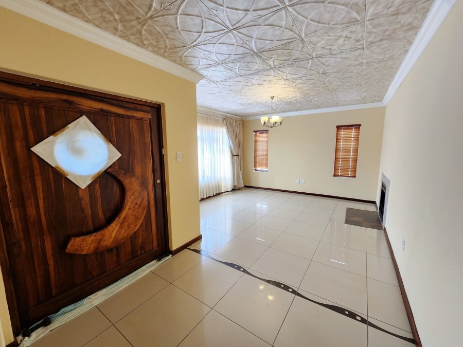 4 Bedroom Property for Sale in Flora Park Northern Cape